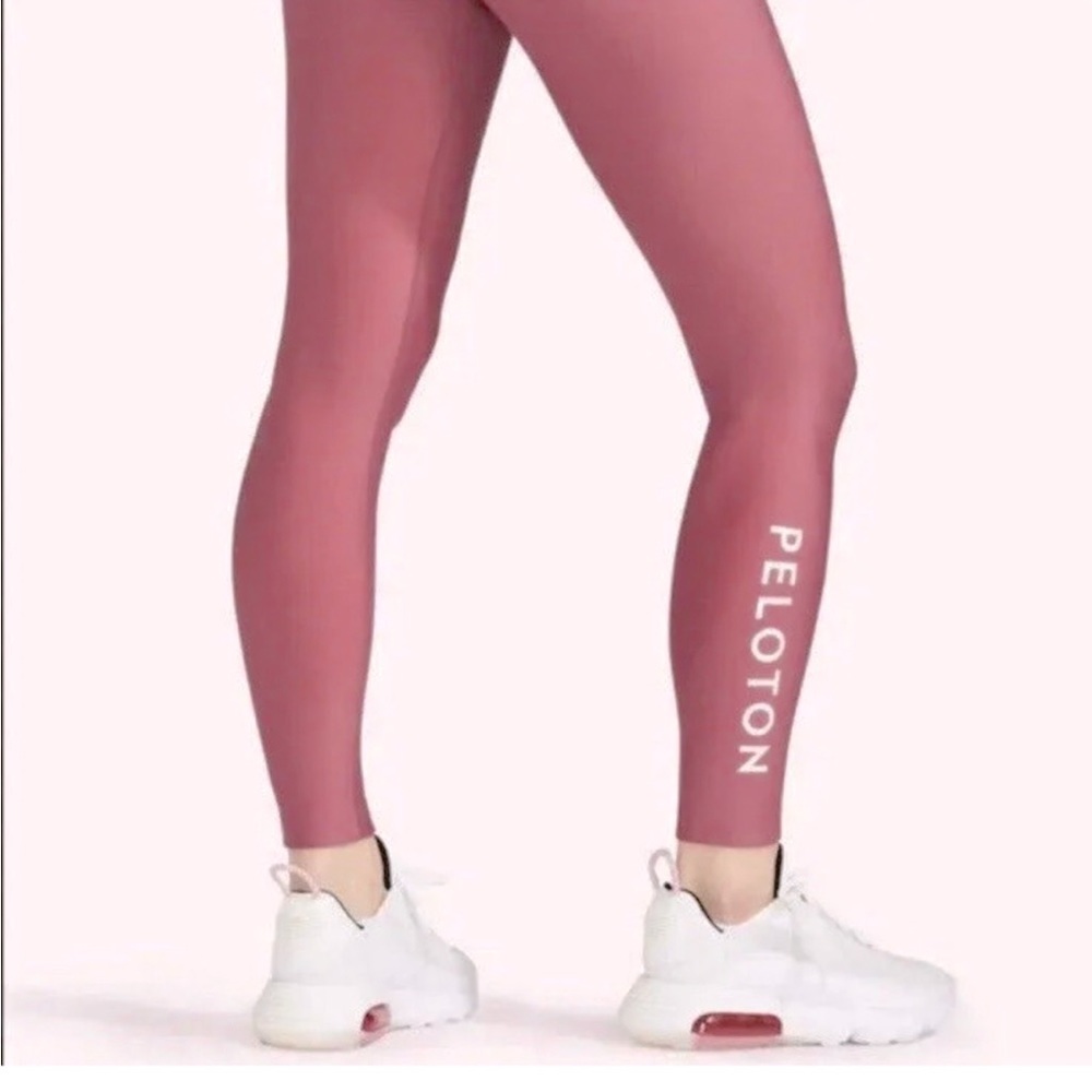 Peloton Solid Flex Mauve Pink High Rise Leggings / Size L